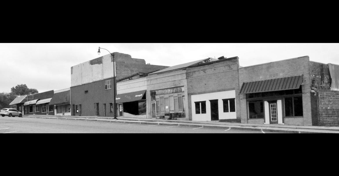 This stretch of buildings on the south end of Main Street is targeted for demolition by the City of Seminole through the assistance of the Department of Defense’s Innovative Readiness Training Program. Addresses included on the demolition list are 150, 132, 130, 126, 120, 118, 116, and 114 N. Main Street. Demolition is expected to take place between October 2026 and September 2027. —Staff photo by Bill Anderson