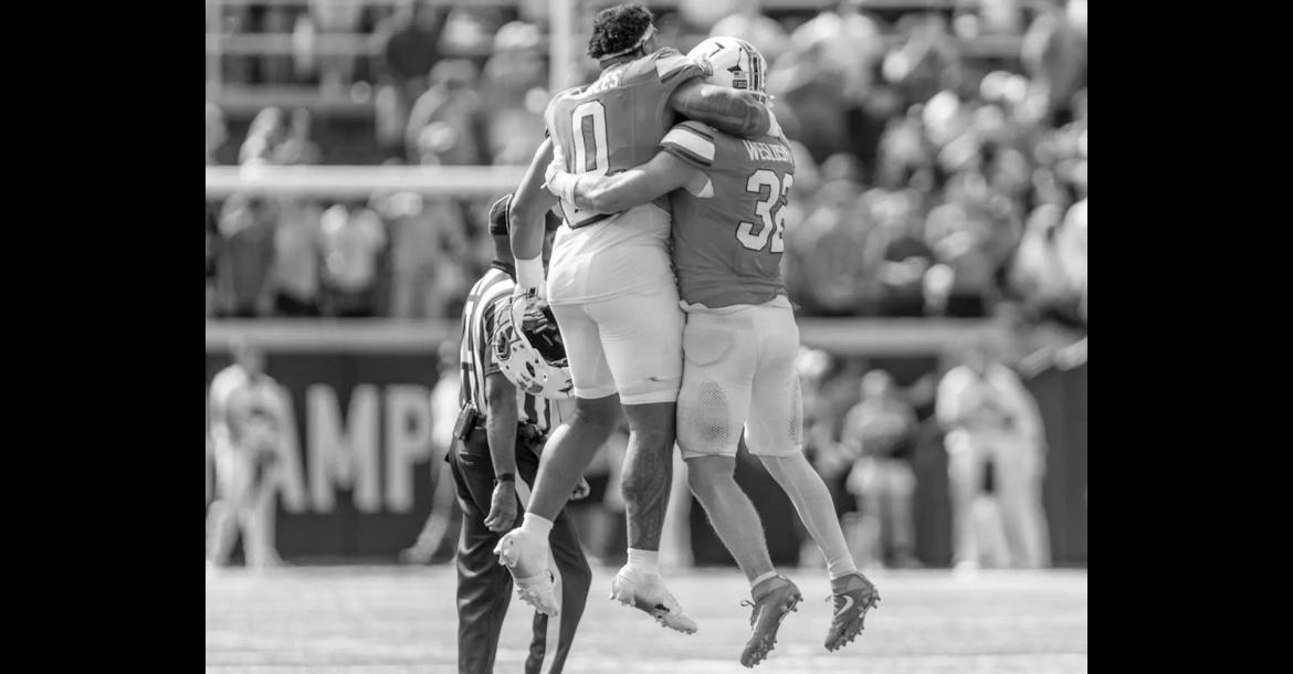 Oklahoma State Stuns No. 6 Oregon, 39-31 Saturday