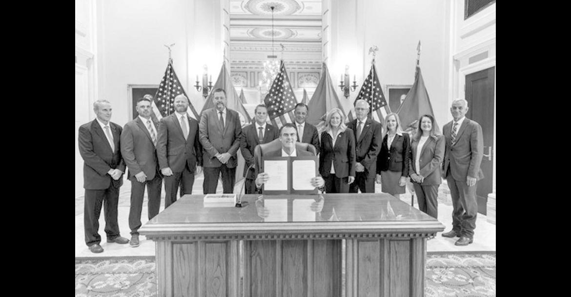 Lawmakers Mark Signing of Data Center Protections