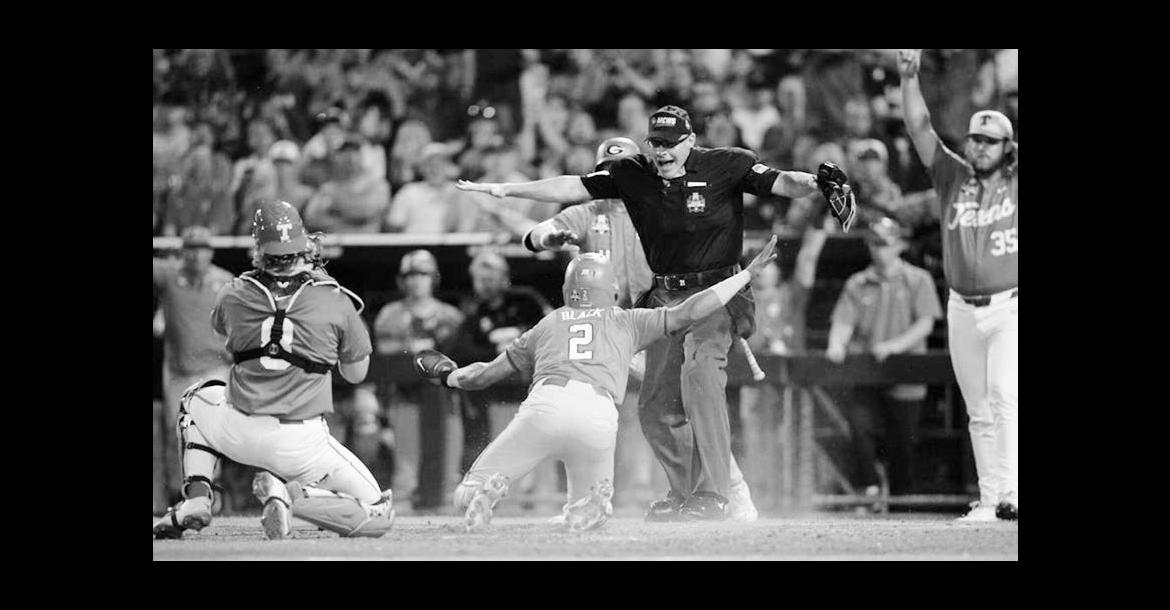 Georgia Bulldogs to Face Oklahoma in CWS