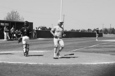 Varnum Wins Little River Conference Tournament