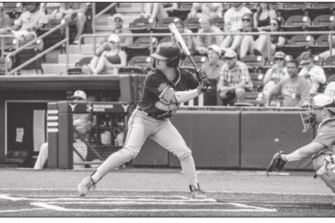 Cowboy Baseball Sweeps Texas with Comeback Win