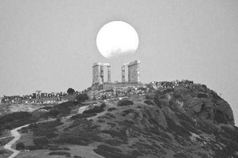 Seeking Spectacles From The Night Sky