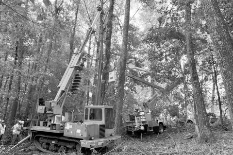OG&E Crews Help to Restore Power in Georgia After Hurricane