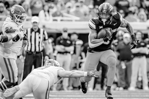 Gordon Named to Maxwell Award Watch List