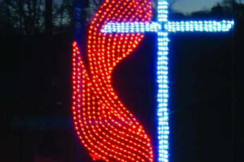 Tucked away in the park just adjacent to the Reynolds Wellness Center in Seminole is Snowman Wonderland. Each evening through the end of December, the park comes aglow with over 110 light displays, in shapes of horses, snowmen, religious symbols and more.