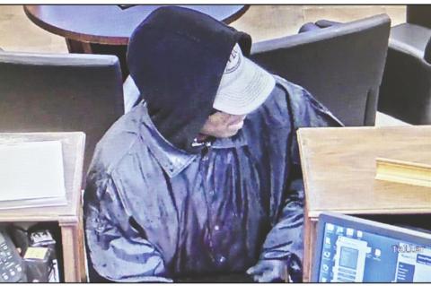 Seminole Police Release Additional Photographs of Bancfirst Robbery