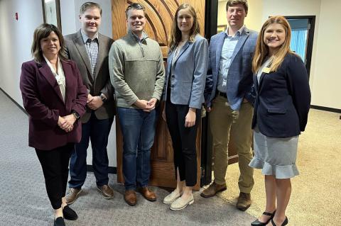 SSC Hosts Congressional Aides Luncheon