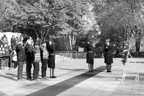 Chickasaw Elder Veterans visit D.C. Memorials