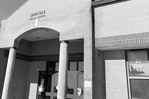 Student Allegedly Pens Threat Against Seminole Middle School