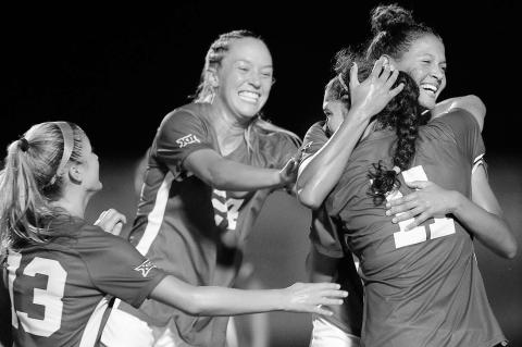 Sooners Continue Record-Setting Start, Beat UAPB 