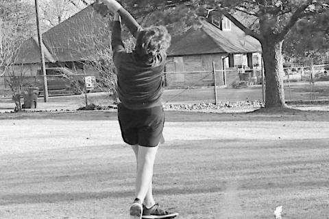 Seminole Chieftain golfer Sam Matthews drives the ball to start the tournament Wednesday. Staff Photo by Bill Anderson