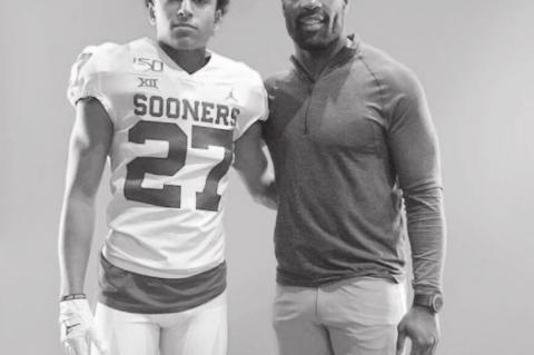 No. 2 Running Back Recruit Commits to Oklahoma