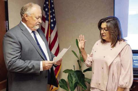New Regent Sworn in At SSC Board Meeting