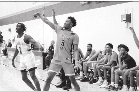 Trojans Win Over Redlands at the Buzzer