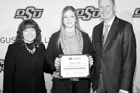 Two Local Students Receive Agricultural Scholarships