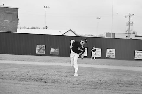 Maud Tiger Carsyn Bodkins throws the fast ball to batter Tuesday. Staff Photo by Andy Wilson