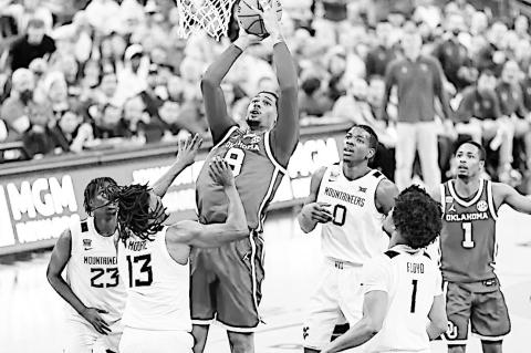 OU Basketball Falls in Overtime in Hunt for the Crown