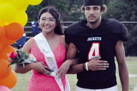 Strother Yellowjackets Celebrate Football Homecoming