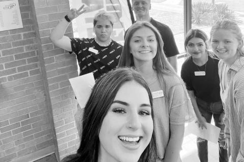 Article Image Alt Text