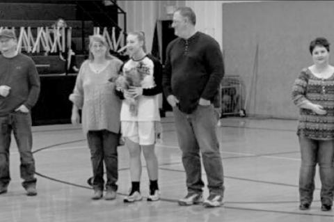 Maud Basketball Celebrates Senior Night