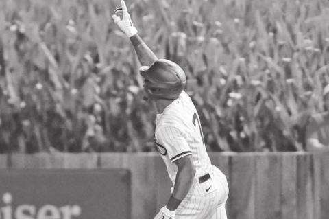 White Sox Win ‘Field of Dreams’ Game with Walk-off Homerun