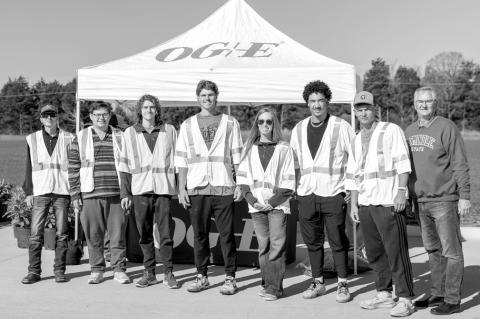 OG&E And SSC Students Plant Trees at Sports Complex