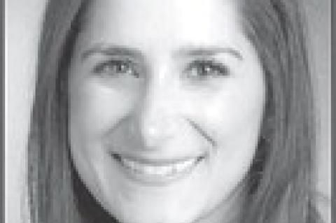 Researcher Receives Career Development  Grant to Improve Cancer Pain Outcomes