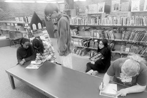 SHS Freshmen Learn Benefits Of Public Library