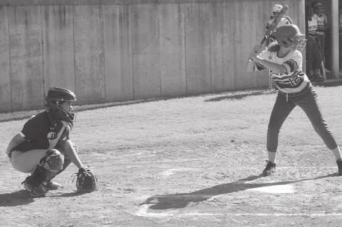 New Lima Jr. High Falconettes Post Win Over Weleetka