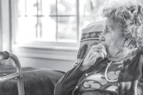 How to Prepare Your Family When an Aging Loved One is Moving In