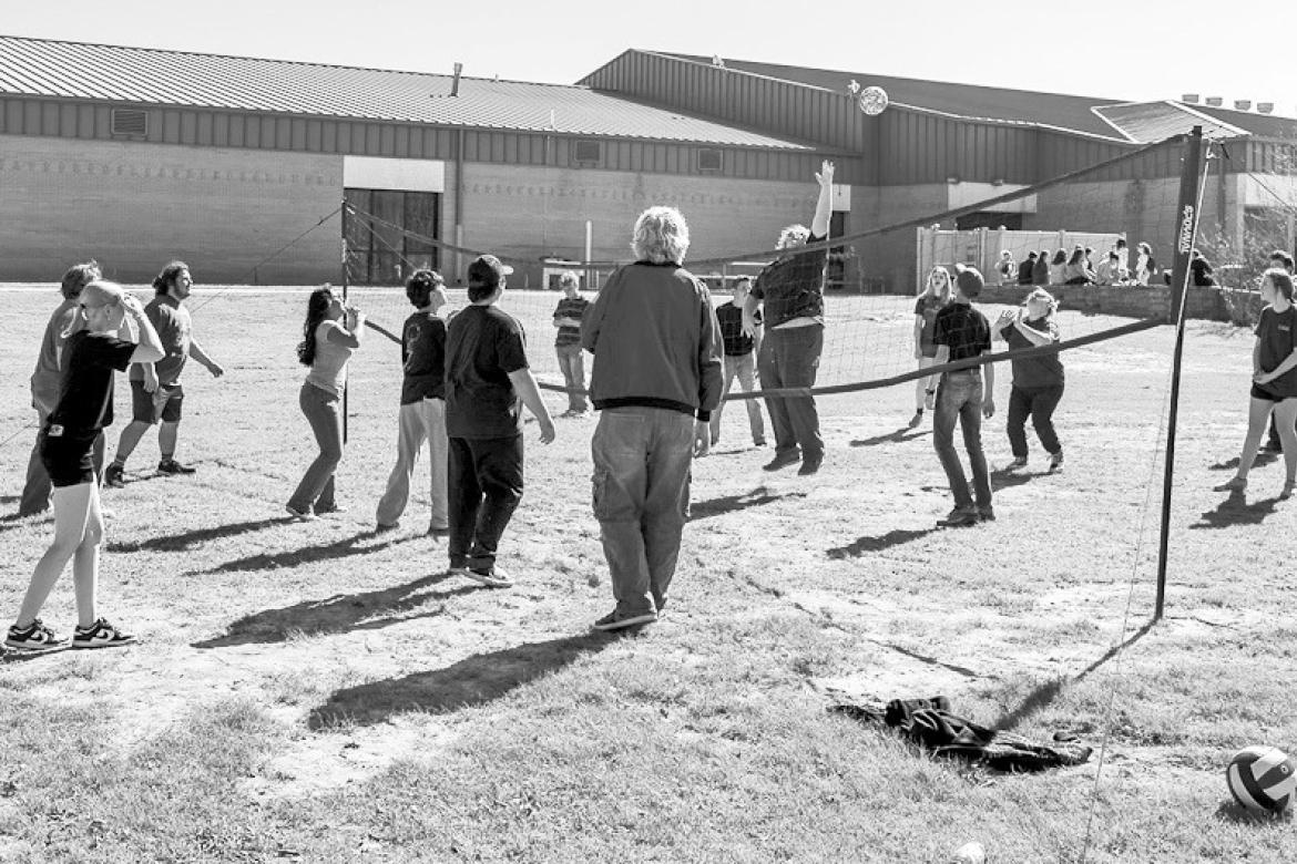 Right, High school students play volleyball in Cook Commons on the Seminole State College campus between competitions during the 52 Annual Interscholastic Meet held March 26. The meet attracted over 500 students from 33 high schools across Oklahoma. —SS