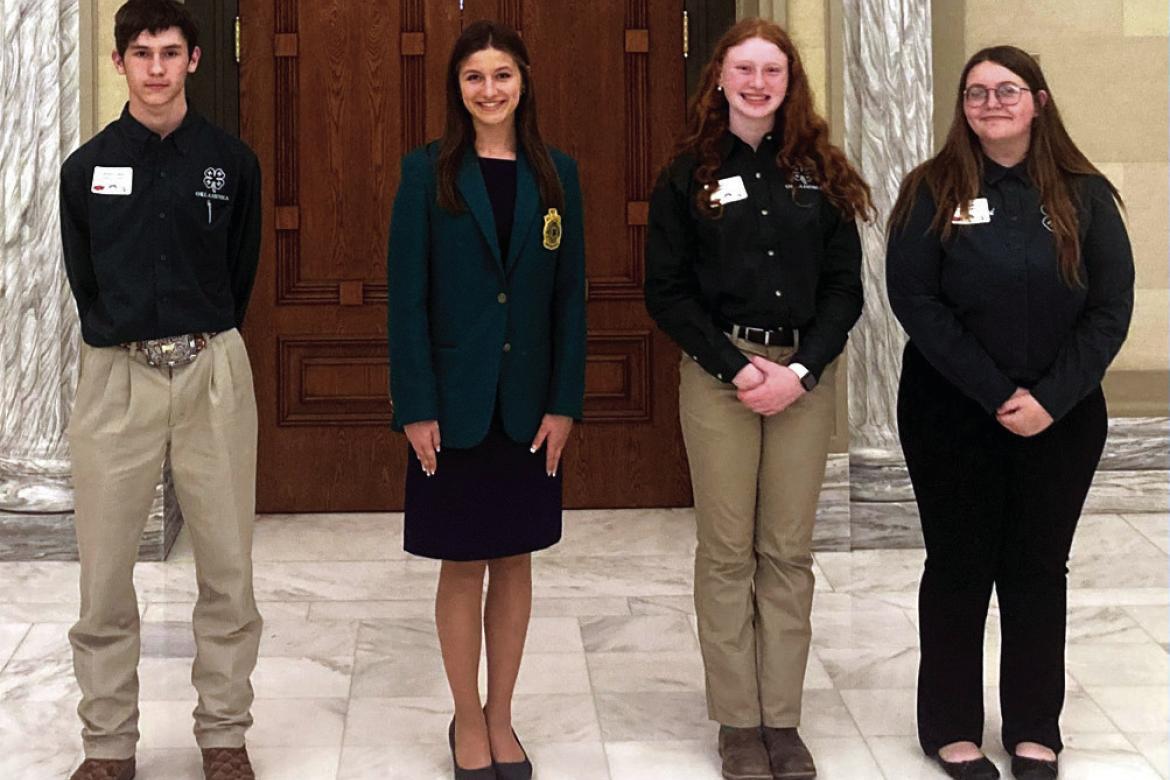 4-H’ers Get an Inside Look at The State Legislative Process