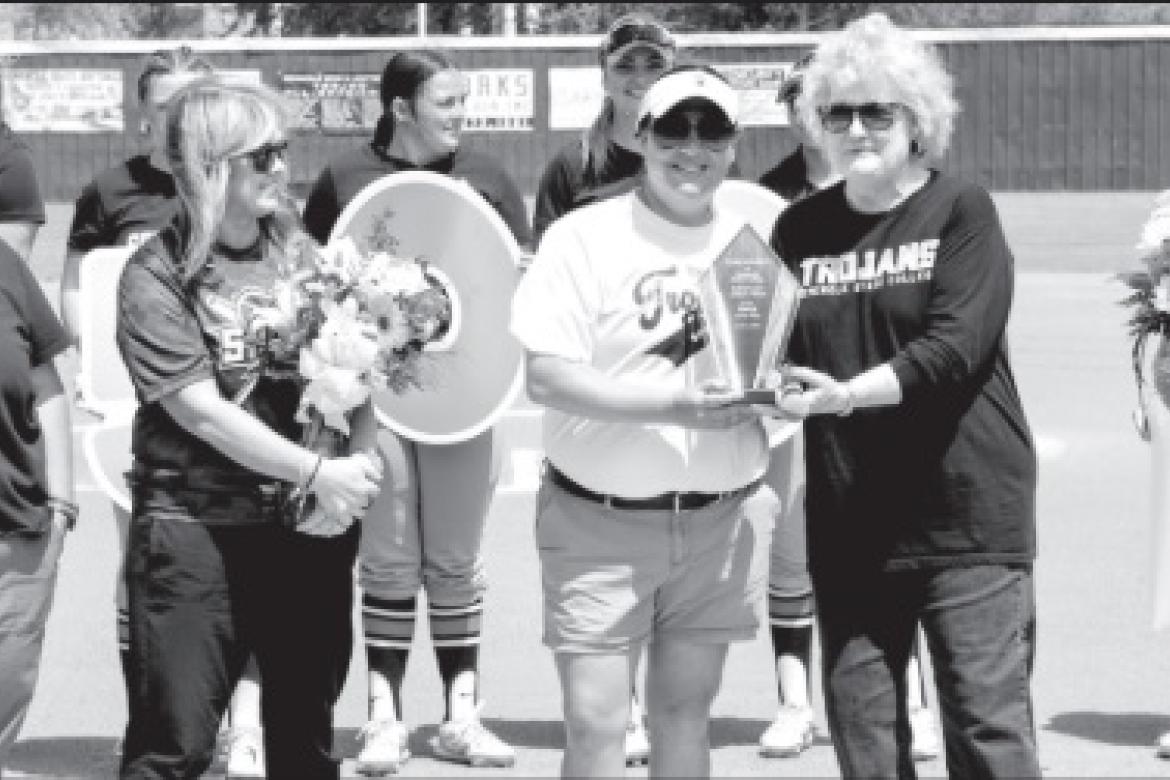 Amber Flores Honored for 500 Wins at SSC