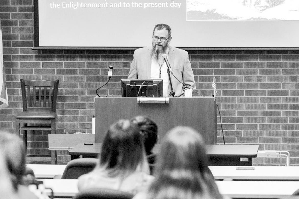 Social Sciences Division Chair Jeffrey Christiansen will deliver a special presentation on George Washington on Feb. 13 in the Enoch Kelly Haney Center Lecture Hall. The free presentation is open to the public. (SSC file photo)